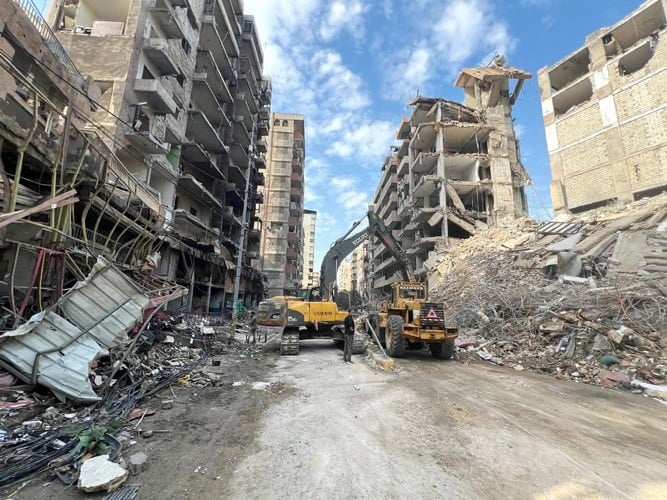 إسرائيل تلوّح بـ «أيام قتالية» جديدة ولبنان أمام مرحلة شديدة التعقيد